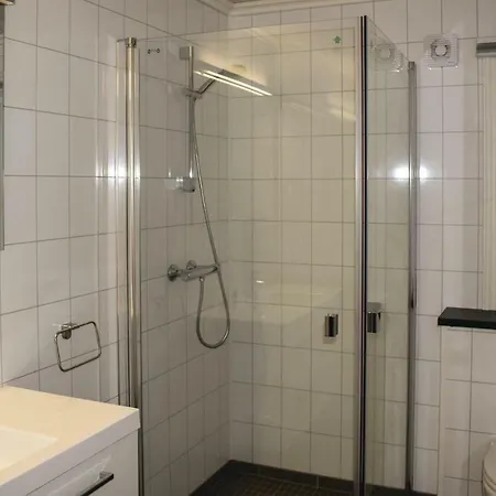 Four Bedroom Holiday In Roldal Skare (More og Romsdal)
