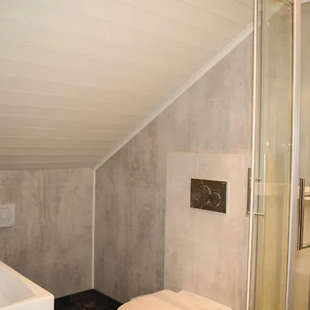 펜션 Four Bedroom Holiday In Roldal *